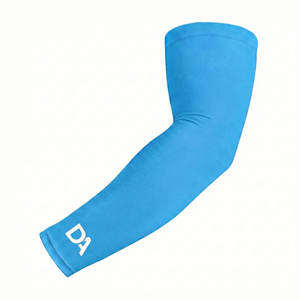 Venta al por mayor de mangas de compresión personalizadas sin costuras de alta elasticidad para gimnasio y entrenamiento, soporte muscular, directo de fábrica. - Product Image 2