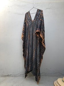 Vestido Maxi de Rayón con Estampado Floral Tie-Dye Hecho a Mano, Cuello en V y Manga Larga para Mujer, Cintura Natural, Estilo Kaftan de Verano - Product Image 6
