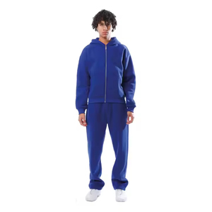 Survêtement deux pièces haute performance pour homme doux et durable pour l'entraînement et les sports de plein air confort impression grande taille - Product Image 1