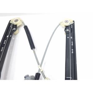 REGULADOR DE VENTANAS ELÉCTRICAS TRASERO DERECHO LAND ROVER Range Rover SPORT DK62-27000-AG (13>22) - Product Image 2
