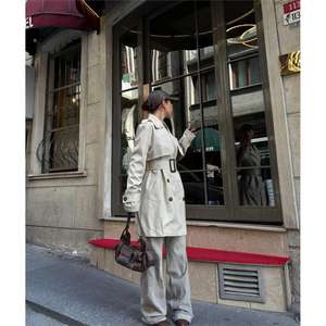 Trench court décontracté couleur écru, taille ajustée, confortable et élégant - Product Image 3