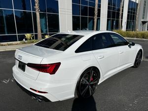 สะอาดใช้2022 S6 Au_di 2.9T Q U A T R O Premium PLUS AWD - Product Image 4