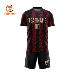 Maillot et short de football de haute qualité par sublimation 2025 uniforme de football de nom d'équipe personnalisé de bonne qualité pour le sport entretenu par OEM - Product Image 3