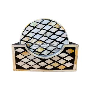 Resina hecha a mano de forma redonda de la mejor calidad con madera pulida de alta calidad Juego de posavasos antideslizantes personalizados suministros de cocina manteles individuales - Product Image 4