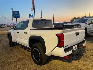 2024ใช้แล้ว Toyota Taco Ma HYBRID TRD