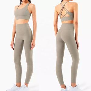 <b>Women's</b> Plus Size Workout Gym Sets Multi-Color Performance Yoga Bra and Leggings Breathable Solid <b>Pattern</b> Wholesale - Product Image 5