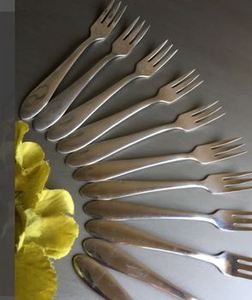 Ensemble de fourchettes en acier inoxydable de bonne conception dans une finition élégante avec un style élégant, parfait pour les mariages de table et les repas à l'hôtel - Product Image 2