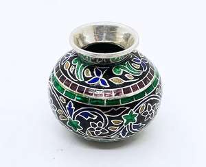 Sculpture religieuse en laiton plaqué or traditionnel fait à la main Pot d'eau bénite pour Pooja Kalash Cérémonies Décoration de la maison Cadeau Article - Product Image 6