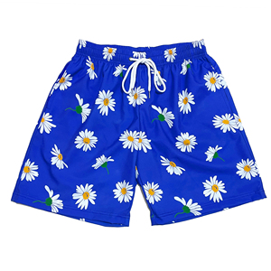 Fabricant de maillots de bain décontractés personnalisés à sublimation avec poches pour hommes, maillots de bain d'été extensibles, shorts en polyester pour hommes - Product Image 3