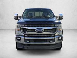 EN SOLDE! Vente aux enchères par courtier pour camions d'occasion 2023 F-250 Super-Duty X-LT CrewCab 4WD à usage commercial - Product Image 2