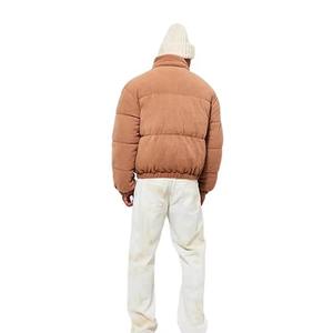 Vestes matelassées confortables fabriquées au Pakistan pour hommes, tissu de la meilleure qualité, service OEM, vestes tendance, vestes coupe ample - Product Image 6