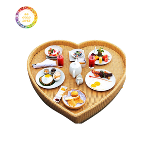 Plateau flottant en rotin en plastique de haute qualité-écologique, durable et abordable pour votre maison ou votre entreprise - Product Image 6