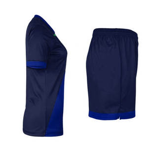 Uniforme de fútbol de impresión digital de alta calidad para adultos Servicio OEM 100% Poliéster Ropa de equipo personalizada Uniforme de fútbol - Product Image 4