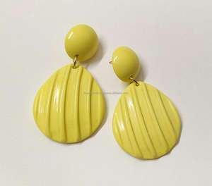 La mayoría de los pendientes de resina amarillos, accesorios modernos de forma redonda, abalorios de joyería de diseño de lujo, pendientes de aro elegantes, superventas - Product Image 1