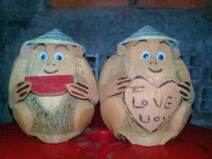Estatua de Mono Hecha a Mano con Cáscara de Coco Más Vendida / Artesanías Hechas a Mano / Estatua de Mono de Coco Hecha a Mano de Vietnam 99GD - Product Image 5