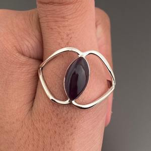 Meilleur Design Fait à la Main Améthyste Pierre Précieuse Classique Cabochon Bague 925 Solide Argent Sterling 925 Argent Estampillé Mode Bijoux en Argent - Product Image 5