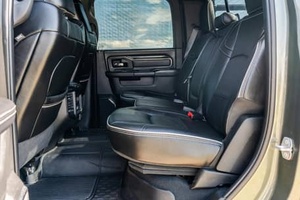 2023 <span class=keywords><strong>r</strong></span> <span class=keywords><strong>A</strong></span> M 25 00 SUV xăng/Xăng ghế da tự động lốp R18 toàn cảnh cử<span class=keywords><strong>a</strong></span> <span class=keywords><strong>s</strong></span>ổ trời <span class=keywords><strong>s</strong></span>ử dụng xe ô tô tay trái - Product Image 3