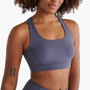 Ensemble de yoga pour femmes en gros personnalisé, 2 pièces, haut de sport sans manches avec leggings taille haute, vêtements de sport de fitness pour la salle de sport - Product Image 4