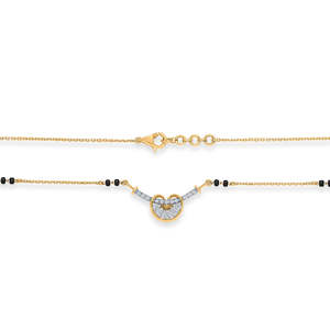 Mangalsutra de Oro y Diamantes Brillantes para Mujer - Joyería Cultural Moderna - Product Image 4