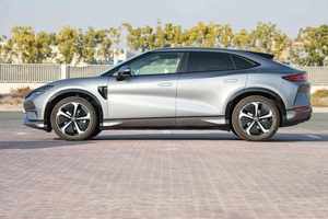 So NG L 2024-2025 EXCELENTE VEHÍCULO ELÉCTRICO DE CUATRIMOTRICES con Autonomía de 501-600 km y Potencia de 300 KW para Importación en Japón - Product Image 5