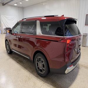 Kia Carnival SX 2025 USADO EN BUEN ESTADO - Product Image 3