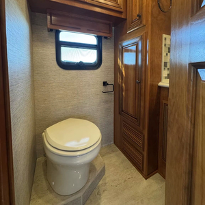 PROVEEDOR de autocaravanas usadas New mar Du tch Star 3709 Clase A del año 2020 - Product Image 6