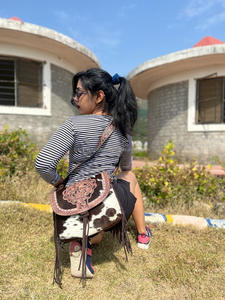 Nouvel arrivage de sac à bandoulière à franges en cuir usiné avec fourrure de vrais cheveux faits main de style occidental sac à bandoulière décontracté dissimulé pour femmes - Product Image 4