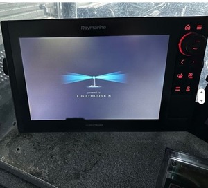 MERIT Raymarine Axiom Pro 12 RVX MFD Realvision 3D - Product Image 4