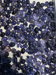 Piedras preciosas de cabujón calibradas de iolita natural Corte ovalado de color azul con certificado IGI - Product Image 3