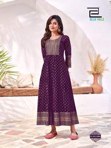 Ensemble Anarkali prêt-à-porter en rayonne, style drapé rapide, look moderne, tenue ethnique, prix abordable, commandes en gros acceptées - Product Image 3