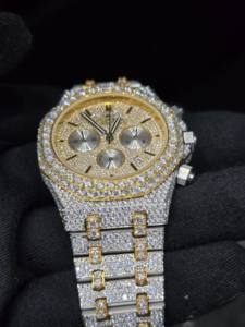 Montre de luxe unisexe Hip Hop glacée, personnalisée, avec moissanite VVS, bracelet en alliage or jaune, mouvement à quartz, mécanique tendance - Product Image 3