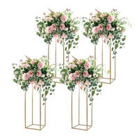 Grand lustre en métal suspendu, fait main en Inde, écologique et personnalisable, avec vase en cristal, pour table de mariage ou salle à manger