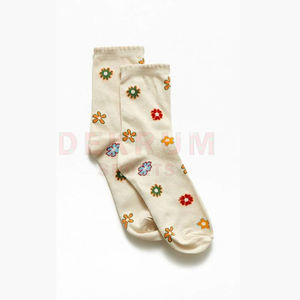 Nouvelle impression florale pour chaussettes unisexes Impression numérique personnalisée pour chaussettes décontractées unisexes à vendre - Product Image 3