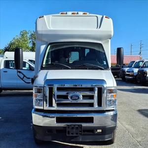 Usado LHD/RHD 2021 F0RD ECONOLINE - Product Image 1