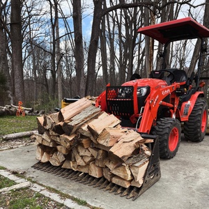 Compre un tractor Kubota de primera calidad en stock, modelo usado con cabina con aire acondicionado, nuevo motor a la venta al por mayor - Product Image 4