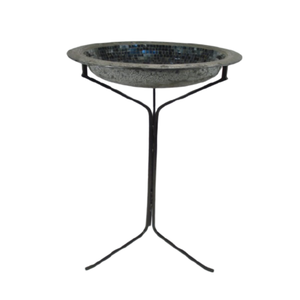 Bain d'oiseau en métal fini argenté avec motif d'oiseau Design unique fabriqué à la main pour un balcon de jardin Utilisation extérieure décorative - Product Image 3