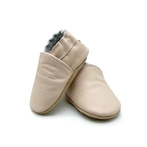 Zapatos de Bebé Casuales de Cuero Genuino con Suela Suave, Bordado por Sublimación, Fabricación de Alta Tecnología, Calidad, Color Personalizado para Niños y Niñas - Product Image 3