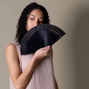 Ventaglio in Bambù Personalizzato Fuzby, Gadget Promozionali per Feste - Product Image 3