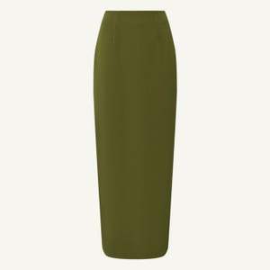 ODM Services Made Vietnam Ladies Elegant Casual Style Olive Grace Column Falda Elegante Lápiz Falda Ruffles Empire para la primavera - Product Image 1