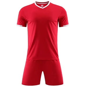 Nouveaux uniformes de football pour hommes légers à séchage rapide 100% tissu polyester maillot de football Logo gratuit impression Services OEM pour les clubs - Product Image 2