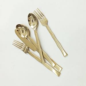 Ensemble de couverts en argent de style américain 5 pièces de haute qualité en acier inoxydable de qualité supérieure avec poignées élégantes respectueux de l'environnement pour les fêtes - Product Image 2