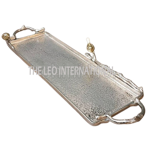 Diseño de pájaro volador de forma rectangular con asas laterales Bandeja plateada para servir en el hogar de metal de aluminio - Product Image 1