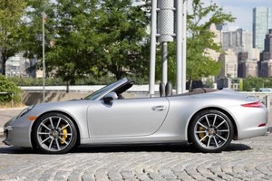 2013 P-orsche 911 Carrera 4S Cabriolet ขายดี