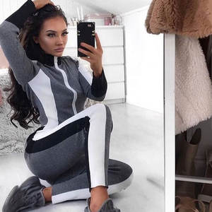 ชุดวอร์มสำหรับผู้หญิงชุดลำลองแขนยาวทรงพอดีตัวปกติผลิตจากโรงงาน OEM/ODM คุณภาพสูงตามสั่ง - Product Image 3