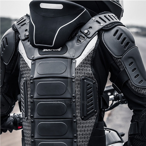 Vestes de sécurité pour moto conçues pour fournir une couverture toutes saisons pour les motocyclistes - Product Image 5