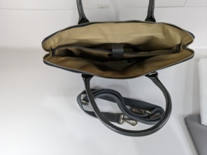 2024 nuevo bolso de mano de lujo personalizado de cuero genuino para ordenador portátil de negocios para hombres y mujeres al por mayor bolso de ordenador portátil de Color negro para uso de oficina - Product Image 6