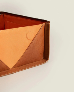 Vintage Leather Toiletry Bag for <b>Men</b> - Product Image 5