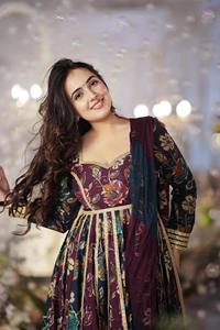 Colección de vestidos de rayón confeccionados de diseñador por mayorista Fabzone para ocasiones de fiesta - Product Image 2