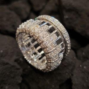 Bagues tendance pour femmes, style hip-hop, motif tigre, diamants de laboratoire taillés, plaqué or 18 carats, certifiées IGI - Product Image 3