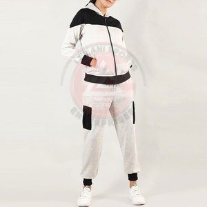 Wholesale Women's Winter Solid Casual Cotton Tracksuits Quick Dry Long Sleeves 2-Piece <b>Set</b> - Product Image 4